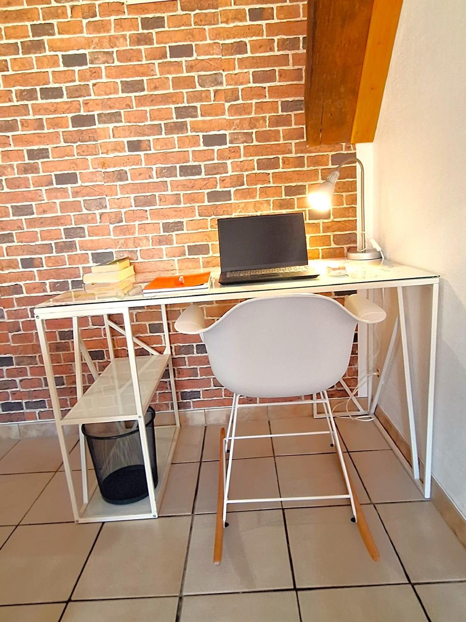 Proche Gare Et Centre-ville, Parking Gratuit Et Facile, Wifi * Chalons-en-Champagne
